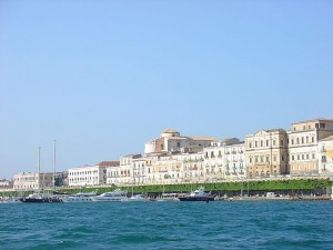 marina_siracusa_dal_mare